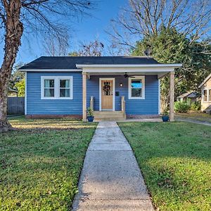 Central Cottage With Grill, 1 Mi To Cajun Field Lafayette Exterior photo