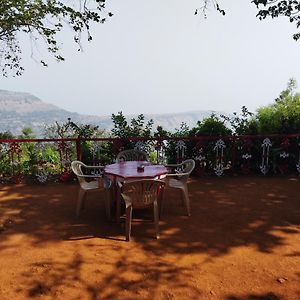 Laxmi Hotel Matheran Exterior photo