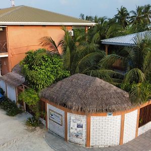 Shamar Guesthouse&Dive Maamigili Exterior photo