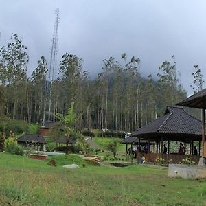 Hotel Camping Emte By Jo Adventure à Bandung Exterior photo