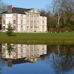 Appartement André Le Nôtre dans château XIX ème Bracquetuit Exterior photo