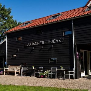 Hotel De Johanneshoeve à Westerhaar-Vriezenveensewijk Exterior photo