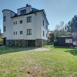Appartement Vila Sik à Nove Mesto na Morave Exterior photo