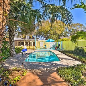 Vibrant Home With Pool Less Than 3 Mi To St Pete Beach St. Petersburg Exterior photo