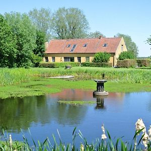 Countryside Home With Garden Aartrijke Exterior photo