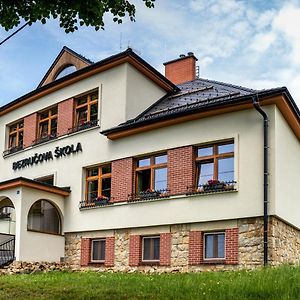 Hotel Bezrucova Skola à Staré Hamry Exterior photo