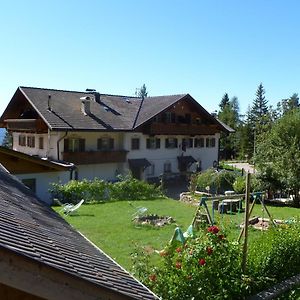 Hotel Reiterhof Edelweiss à San Genesio Atesino Exterior photo