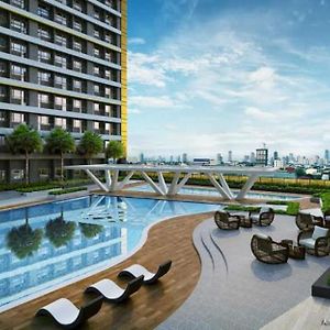 Cozy 1Br With Balcony At Fame Residences Manille Exterior photo