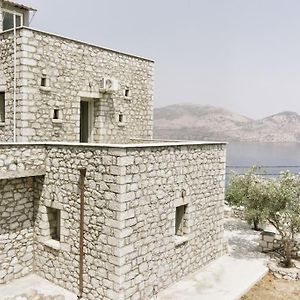 Villa Prosilion Stone House à Argilia Exterior photo