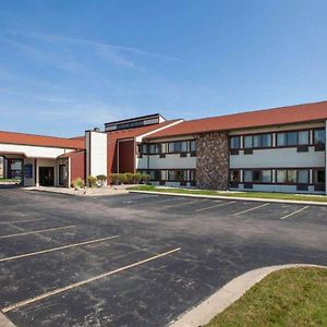 Hotel Baymont By Wyndham Franklin Exterior photo