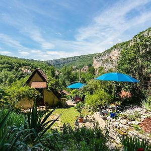 Gîtes Un Jardin dans la Falaise Cabrerets Exterior photo