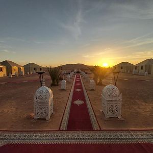 Hotel Luxury Desert Camp Amanar à Merzouga Exterior photo