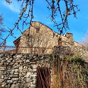 Chambre ou suite dans une maison de montagne Entraigues  Exterior photo