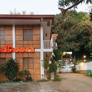 Reddoorz @ Camp Saint John Hotel La Union San Fernando City  Exterior photo