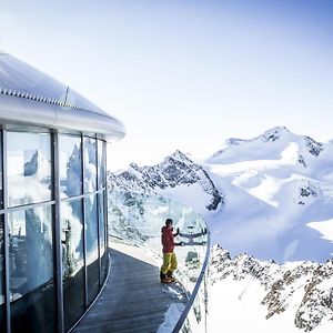 Appartement Alpenliebe Pitztal à Sankt Leonhard im Pitztal Exterior photo