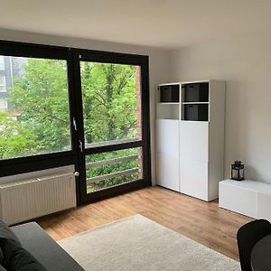 Suite Minimalist 50M2 Bruxelles Exterior photo