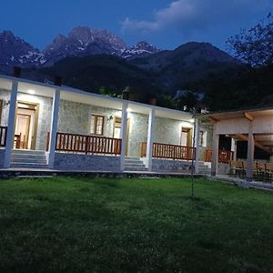 Villa Buni Shqipes à Theth Exterior photo