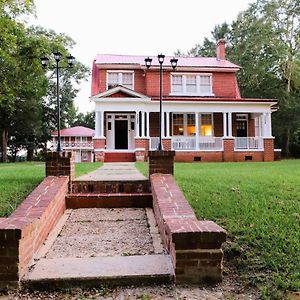 Hotel Historic House On The Hilldownstairs Only à Tuskegee Exterior photo