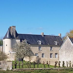 Manoir de Pierreville Audouville-la-Hubert Exterior photo