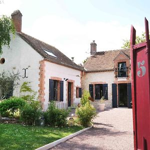 Bed and Breakfast L'Orme Blanchet à Chambon-la-Foret Exterior photo