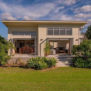 Villa Golfers And Beach Lovers Dream - Matarangi House Exterior photo