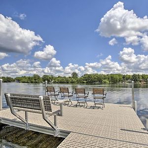 Villa Cumberland Retreat With Lakefront Yard And Dock Exterior photo