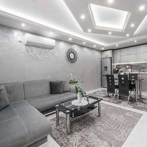 City Apartments - A Brand New Luxury & Comfy. Asenovgrad Exterior photo