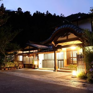 Hotel Temple Lodging Shukubo Kakurinbo à Minobu Exterior photo