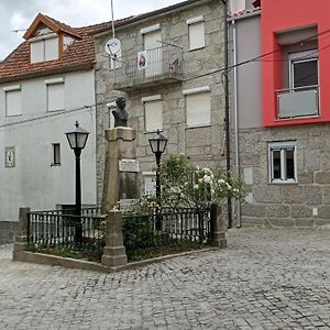 Villa Casa Do Pelourinho - T0 à Loriga Exterior photo