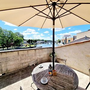 Appartement QUAI 3 loft moderne et lumineux les pieds dans l'eau à Jarnac Exterior photo