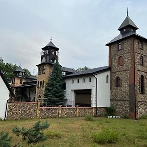 Villa Agroturystyka Trzy Wieze à Bytom Odrzanski Exterior photo