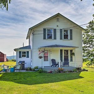 Villa Finger Lakes Farm Retreat Walk To Wineries! à Hector Exterior photo