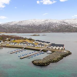 Villa Idyllisk Sjohus Pa Naurstad à Bodø Exterior photo