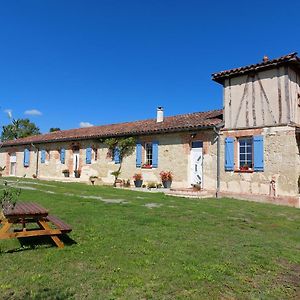 Les Gîtes de LAURES Monblanc Exterior photo