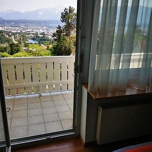 Appartement Panoramablick Exklusiv à Villach Exterior photo
