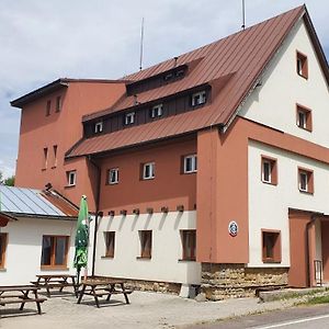 Hotel Chata Na Cihaku à Klasterec nad Orlici Exterior photo