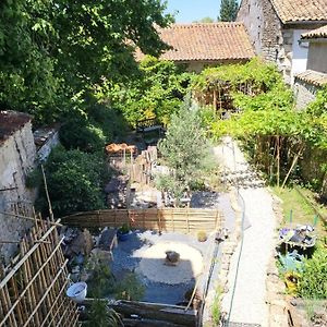 Bed and Breakfast Chambre d'Hote Woody à Chef-Boutonne Exterior photo