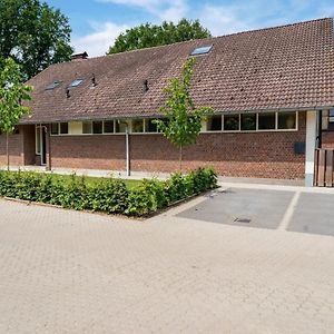 Villa Farmhouse In The Achterhoek With Hot Tub And Beach Volleyball à Megchelen Exterior photo