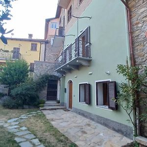 Appartement La maison du château à Cremolino Exterior photo