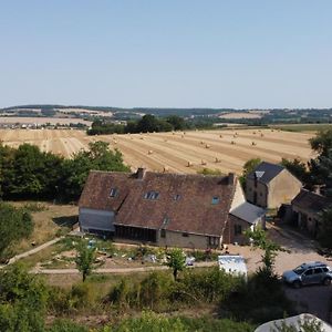 Appartement chambre avec SDB privative en pleine campagne à Baillou Exterior photo