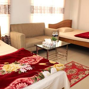 Calm & Cozy Guest Room With Free Breakfast-Parking Dhaka Exterior photo