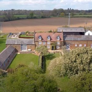 Beautiful 2 bed cottage picturesque tranquil setting Sywell Exterior photo