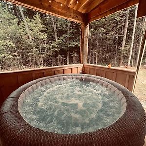 Villa Brand New Mountain Retreat Just 20 Minutes From Saratoga Springs With Private Hot Tub. à Middle Grove Exterior photo