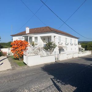 Hotel Casa Das Uveiras à Pacos de Ferreira Exterior photo