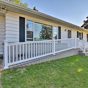 Villa Lake Huron House With Grill And Beach Access! à East Tawas Exterior photo