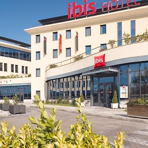 Hotel Ibis Valladolid Exterior photo