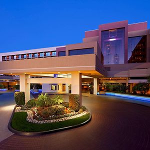 Hotel Hilton Orange County/Costa Mesa Exterior photo