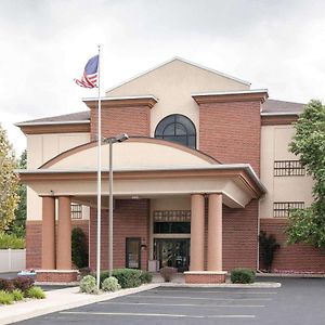 Quality Inn&Suites- Niles Exterior photo