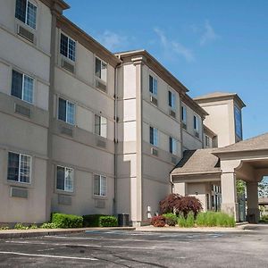 Sleep Inn & Suites Lake Of The Ozarks Camdenton Exterior photo