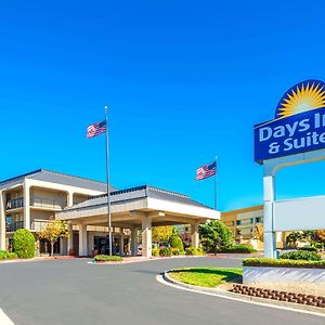 Days Inn&Suites by Wyndham Albuquerque North Exterior photo